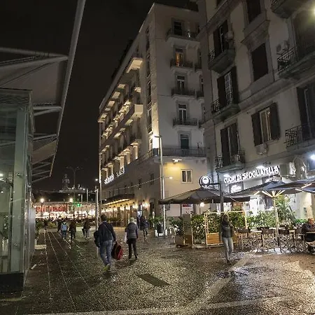Ideal Walk 3* Napoli