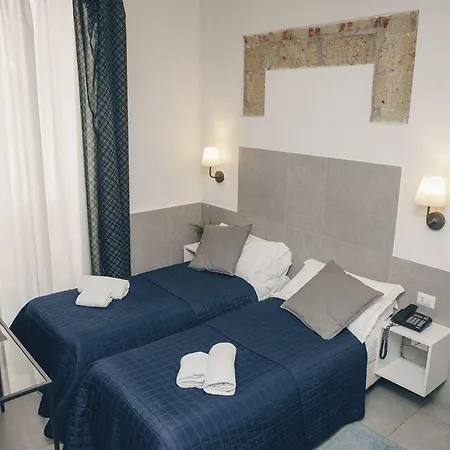 Ideal Walk Otel