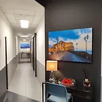 Hotel Ideal Walk 3*