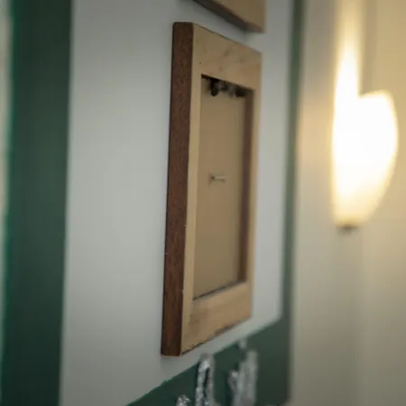 Ideal Walk Ξενοδοχείο 3*