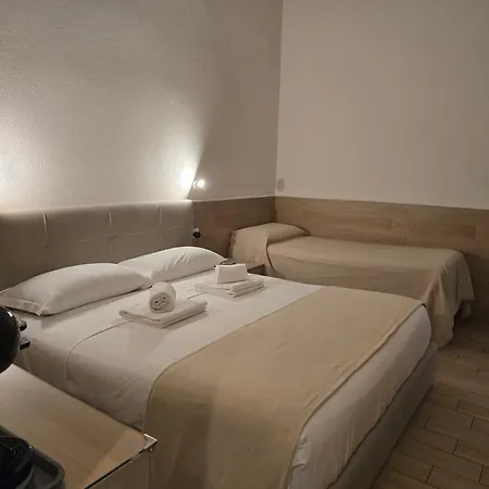 Hotel Ideal Walk Neapel