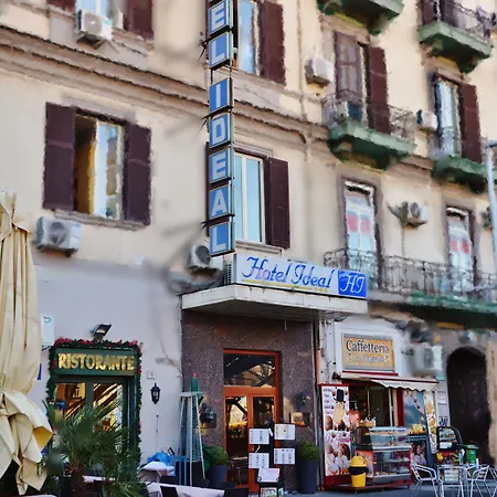 Ξενοδοχείο Ideal Walk