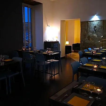 Hotel Ideal Walk Neapol