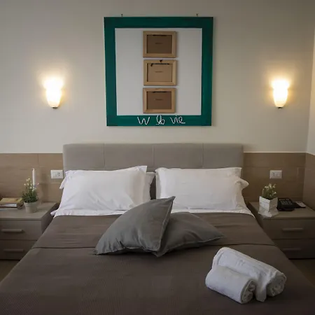Ideal Walk 3* Napoli