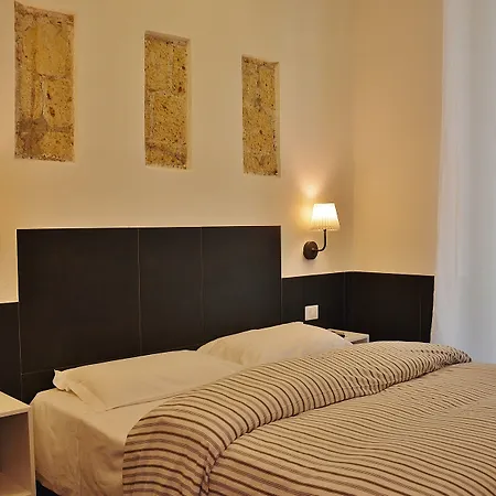 Hotel Ideal Walk 3*
