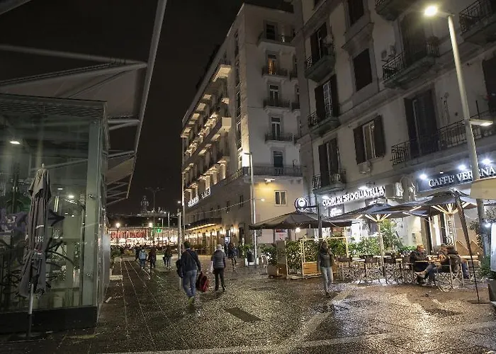 Ideal Walk 3* Nápoles