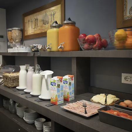 Ideal Walk Hotel Naples
