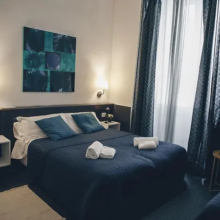 Ideal Walk 3* Naples